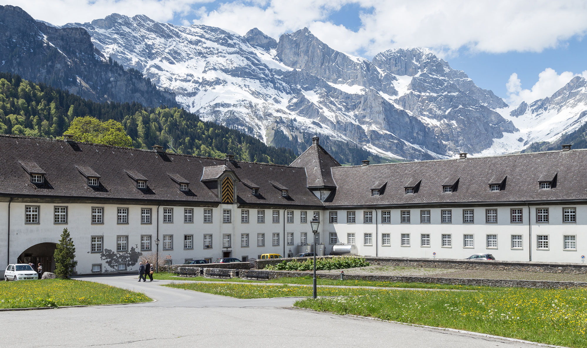 Kloster Engelberg (Photo License: CC-BY-SA-4.0)